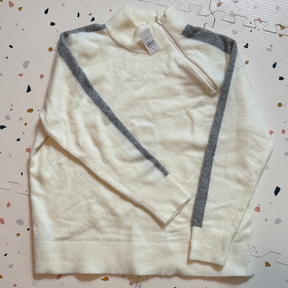 Lou And Grey Sweaters - Elegant Cream and Gray Women's Turtleneck Sweater